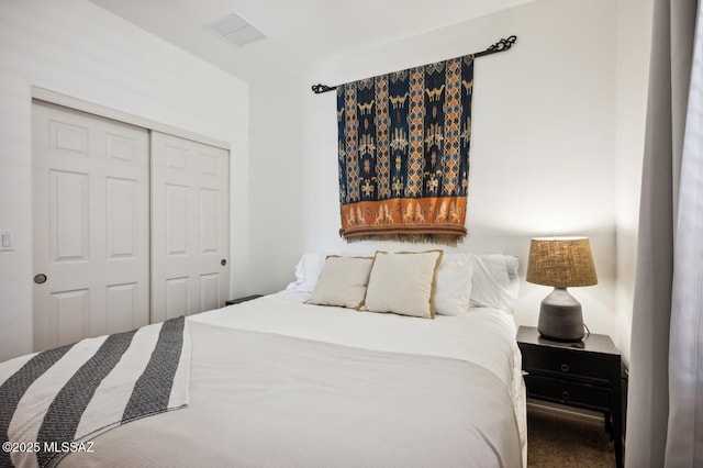 9225 S Summer Breeze Ln, Tucson, AZ 85756 - bedroom with a closet