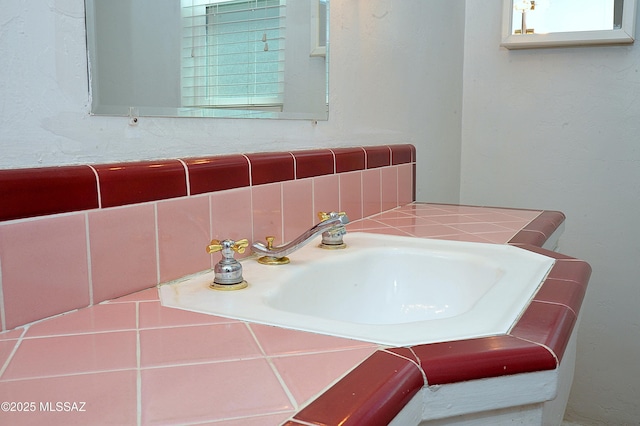2422 E Drachman St, Tucson, AZ 85719 - bathroom with vanity