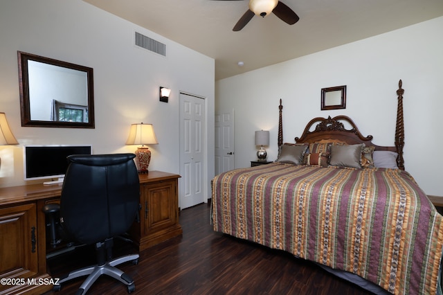 10550 N Lambert Pl, Tucson, AZ 85737 - bedroom featuring dark wood-style floors, an office area, and a ceiling fan