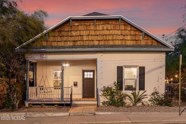 118 N Hoff Ave, Tucson, AZ 85705 - view of front of property featuring covered porch