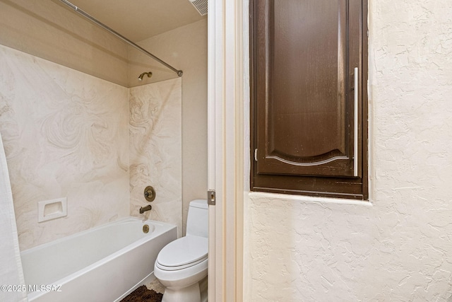 1920 W Canada Hills Dr, Oro Valley, AZ 85737 - full bathroom featuring toilet, bathtub / shower combination, and a textured wall