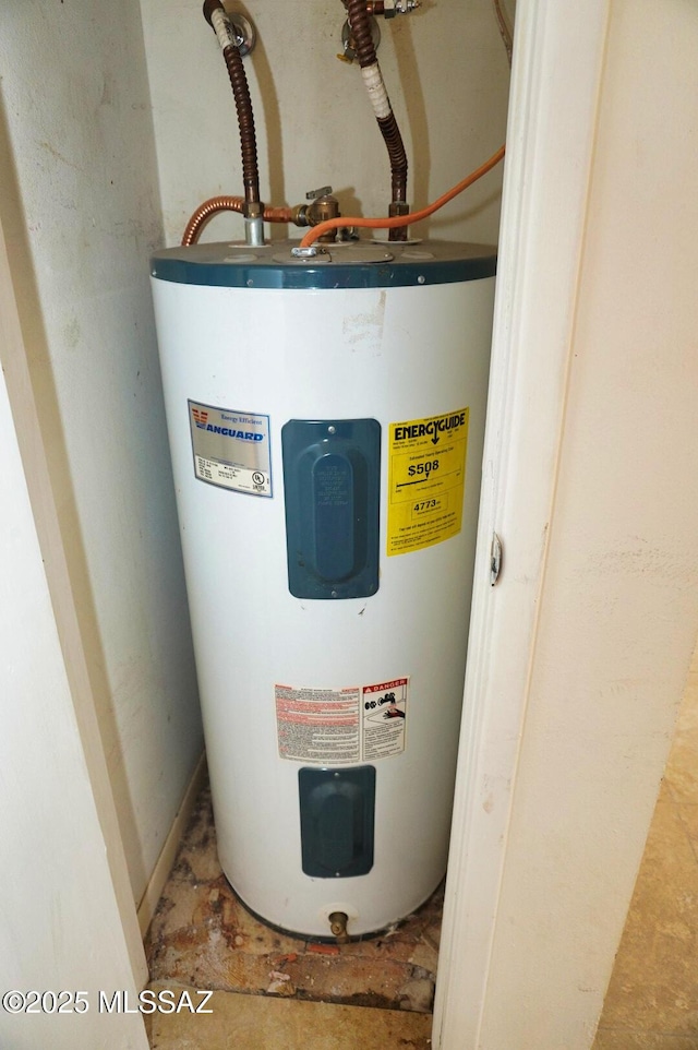 100 N Dale Rd, Pearce, AZ 85625 - utilities featuring electric water heater