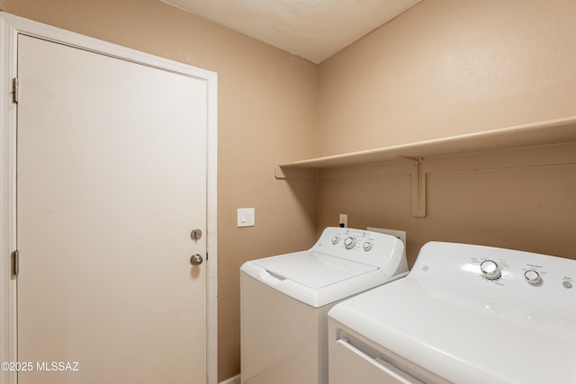 9701 N Camino Del Fierro, Tucson, AZ 85742 - washroom with washing machine and dryer