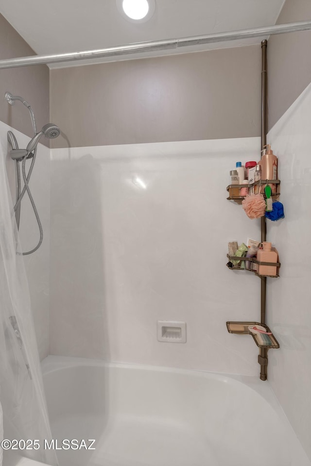 19 W Via Teresita, Sahuarita, AZ 85629 - full bath with shower / tub combo