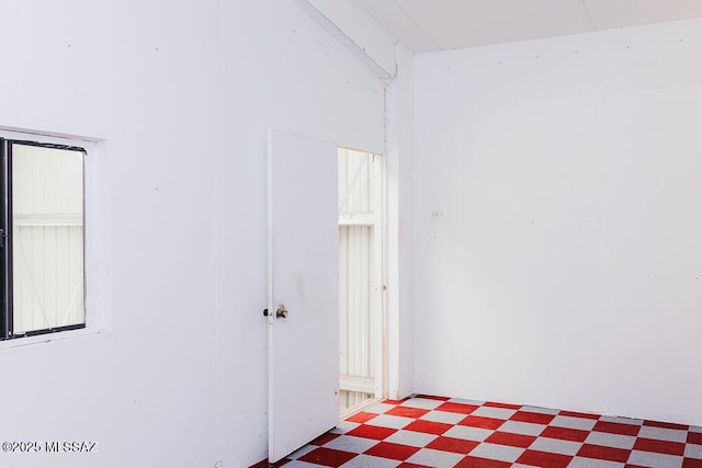 161 N Carlilse Way, Willcox, AZ 85643 - spare room with tile patterned floors