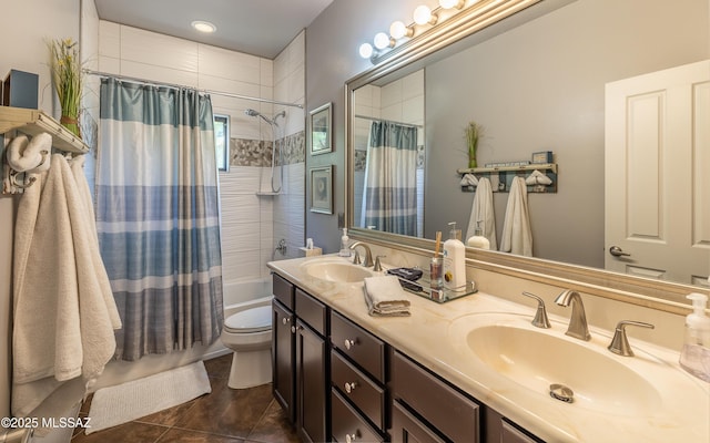 9387 S Via Famero, Vail, AZ 85641 - bathroom featuring toilet, double vanity, shower / bath combo, and tile patterned floors