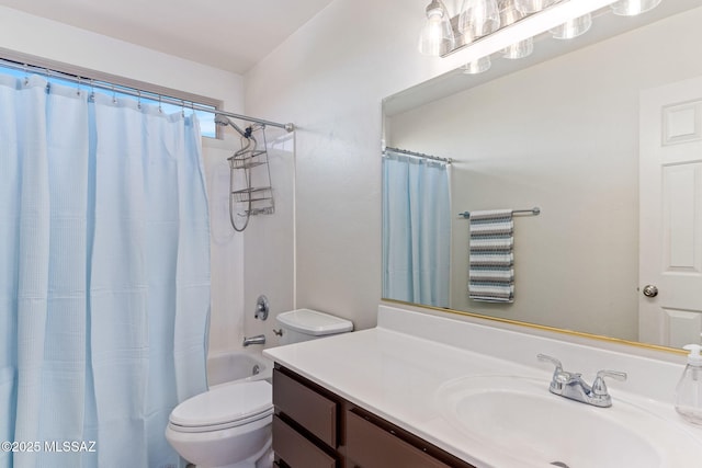 11262 N Chynna Rose Pl, Oro Valley, AZ 85737 - full bathroom featuring toilet, vanity, and shower / bath combination with curtain