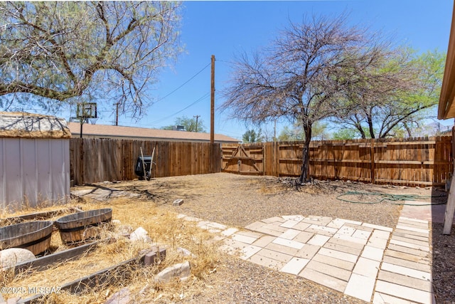 2113 N Belvedere Ave, Tucson, AZ 85712 - view of fenced backyard