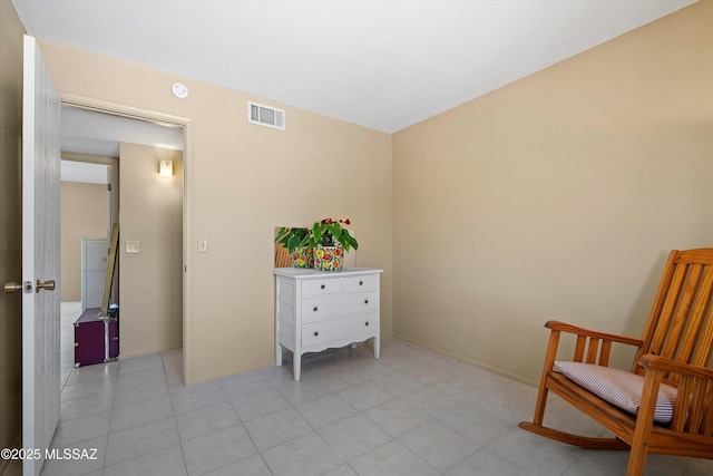 7302 E Rocky Creek Pl, Tucson, AZ 85750 - sitting room with light tile patterned flooring