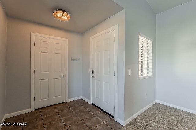 101 S Players Club Dr Unit 11204, Tucson, AZ 85745 - foyer featuring baseboards
