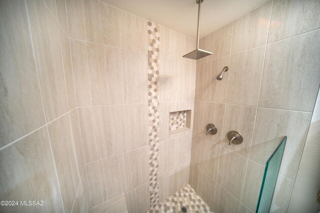 5617 N Camino Del Conde, Tucson, AZ 85718 - full bath with tiled shower
