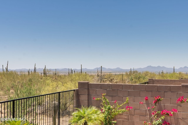 7823 W Buckeye Path, Marana, AZ 85658 - view of yard featuring a mountain view