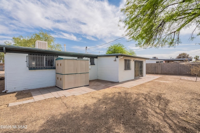 8401 E Shasta Dr, Tucson, AZ 85730 - rear view of property featuring a patio