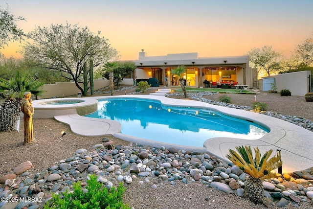 2500 N Fennimore Ave, Tucson, AZ 85749 - swimming pool with an in-ground hot tub and a patio area