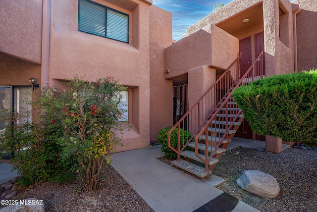 5051 N Sabino Canyon Rd Unit 2162, Tucson, AZ 85750 - doorway to property with stucco siding