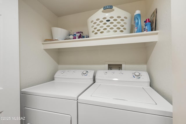 5051 N Sabino Canyon Rd Unit 1107, Tucson, AZ 85750 - laundry room featuring washing machine and dryer