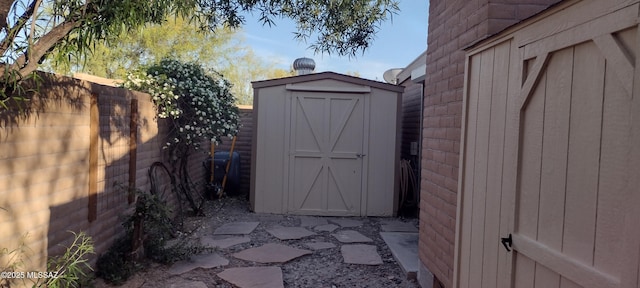 1771 S Desert Vista Dr, Tucson, AZ 85748 - view of shed featuring a fenced backyard