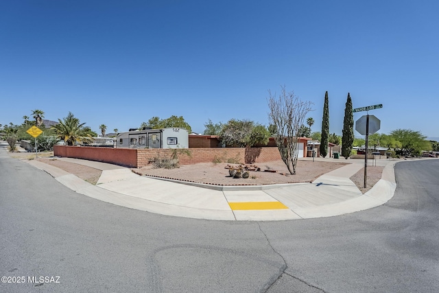 3090 W Alaska St, Tucson, AZ 85746 - view of front of home