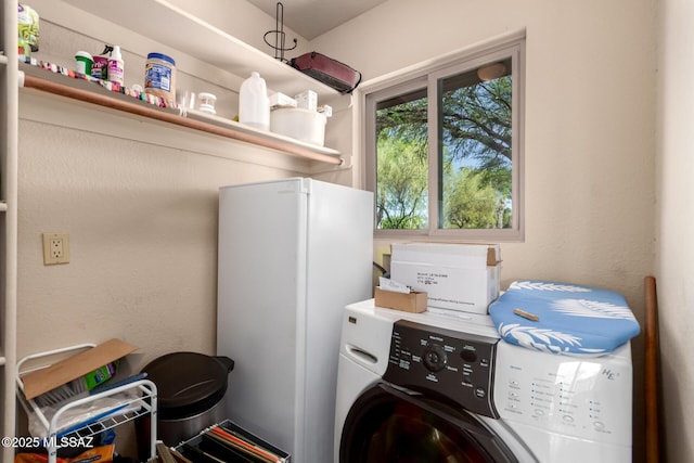 3740 W Placita Fantasia, Tucson, AZ 85745 - laundry room with washer and clothes dryer