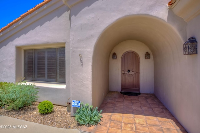 7275 E Vuelta Rancho Mesquite, Tucson, AZ 85715 - entrance to property with stucco siding