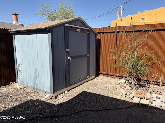 140 W 27th St, Tucson, AZ 85713 - view of shed with a fenced backyard