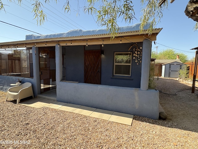 140 W 27th St, Tucson, AZ 85713 - view of side of property with stucco siding