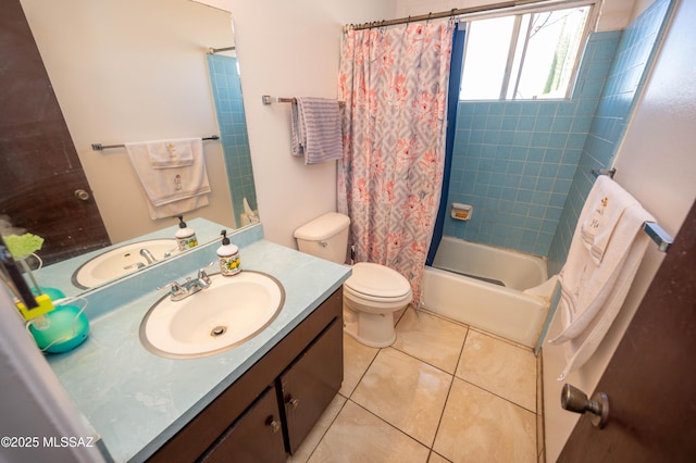517 Kino Springs Dr, Nogales, AZ 85621 - full bath featuring vanity, shower / tub combo with curtain, toilet, and tile patterned flooring