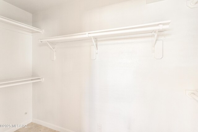5826 E Hawthorne St, Tucson, AZ 85711 - view of walk in closet