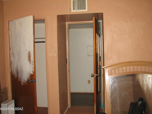487 E Patrick Dr, Benson, AZ 85602 - unfurnished bedroom with a closet