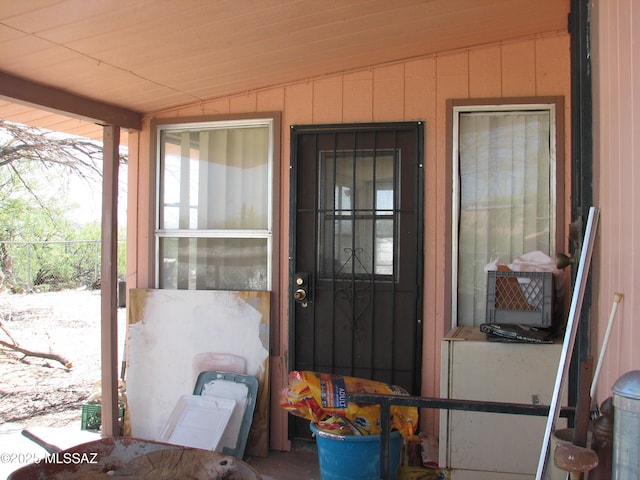 487 E Patrick Dr, Benson, AZ 85602 - view of doorway to property