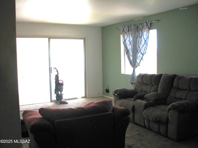 487 E Patrick Dr, Benson, AZ 85602 - view of carpeted living room