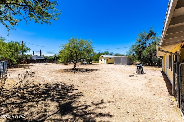 453 W Union St, Benson, AZ 85602 - view of yard