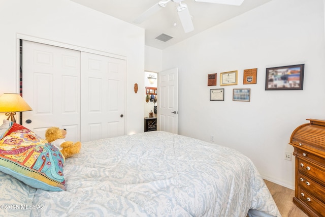 731 W Calle Montero, Sahuarita, AZ 85629 - bedroom featuring a closet, wood finished floors, and a ceiling fan