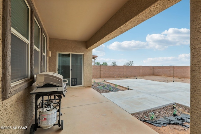 22039 E Thunderhead Dr, Red Rock, AZ 85145 - fenced backyard with a patio area and a grill