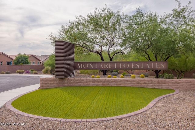8608 N Genoa Ct, Tucson, AZ 85742 - community / neighborhood sign with a yard