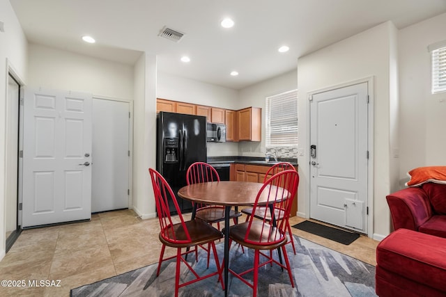 11370 E Creosote Range Dr, Tucson, AZ 85747 - dining room with recessed lighting and baseboards