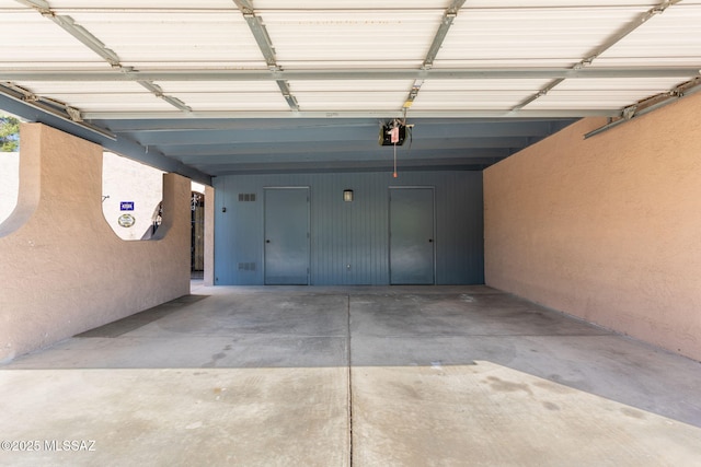 4736 N Calle Lampara, Tucson, AZ 85718 - garage with a garage door opener