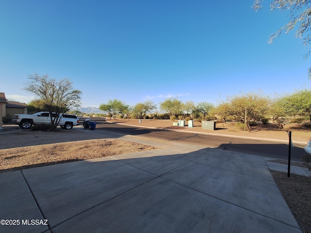 4396 S Valley Rd, Tucson, AZ 85714 - view of yard