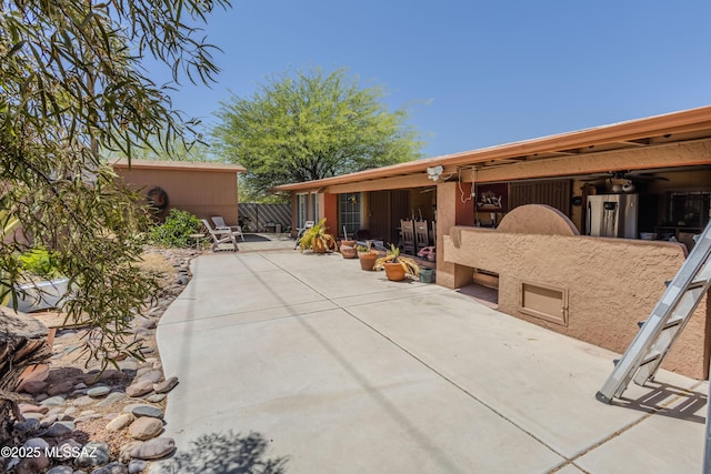 5457 S 13th Ave, Tucson, AZ 85706 - view of patio / terrace