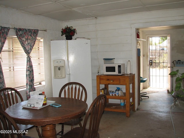 277 N Bowie Ave, Willcox, AZ 85643 - dining area with unfinished concrete floors