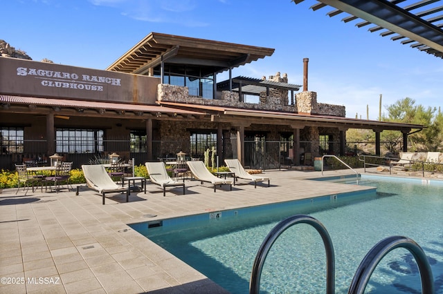 13935 Old Ranch House Rd, Marana, AZ 85658 - community pool with a patio area