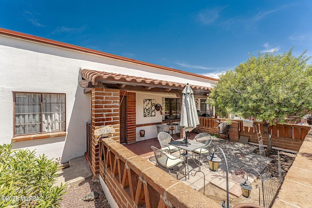 303 S Paseo Cerro Unit A, Green Valley, AZ 85614 - view of patio / terrace