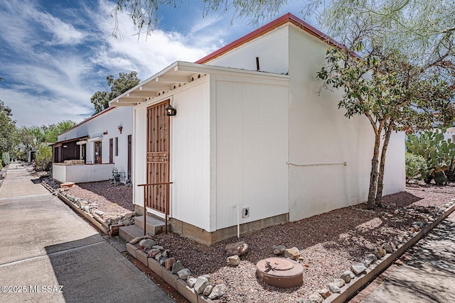 303 S Paseo Cerro Unit A, Green Valley, AZ 85614 - view of side of property featuring entry steps