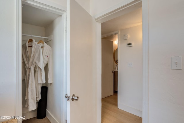 5762 E Helen St, Tucson, AZ 85712 - view of closet