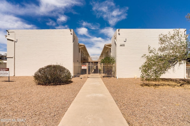 1470 S Palo Verde Ave Unit J 201, Tucson, AZ 85713 - view of side of home with a gate