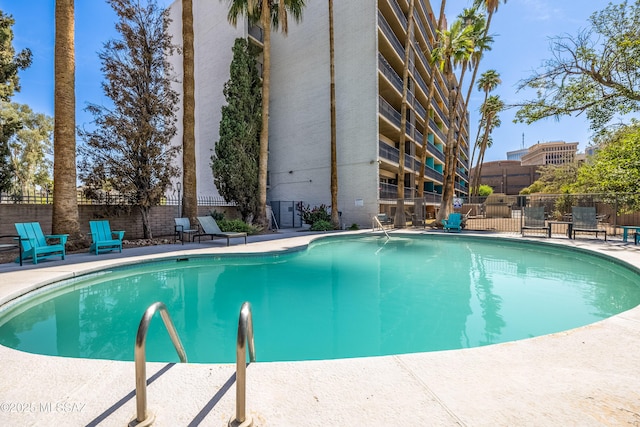 425 W Paseo Redondo Unit 3D, Tucson, AZ 85701 - view of pool with a patio