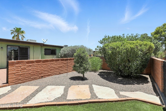 1358 S Desert Meadows Cir, Green Valley, AZ 85614 - fenced backyard with a patio