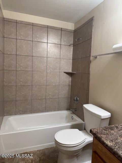 6301 N Barcelona Ct Unit 1010, Tucson, AZ 85704 - bathroom featuring vanity, toilet, and shower / bath combination