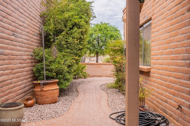 781 W Desert Ridge Dr, Green Valley, AZ 85622 - view of patio / terrace