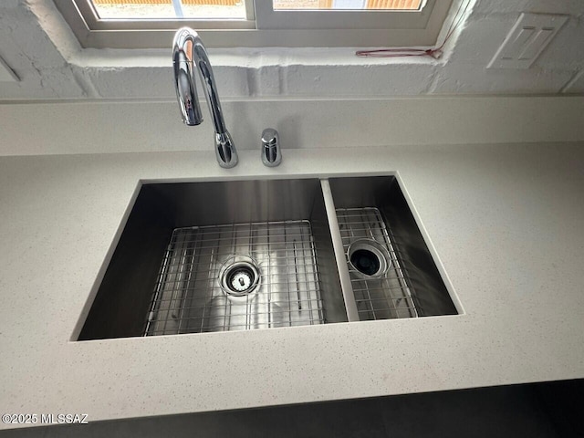 516 E Linden St, Tucson, AZ 85705 - kitchen view of a sink